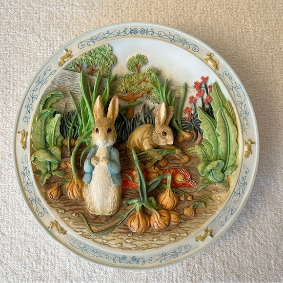 Beatrix Potter Other - Beatrix Potter Peter Rabbit Vintage Plate Musical NIB